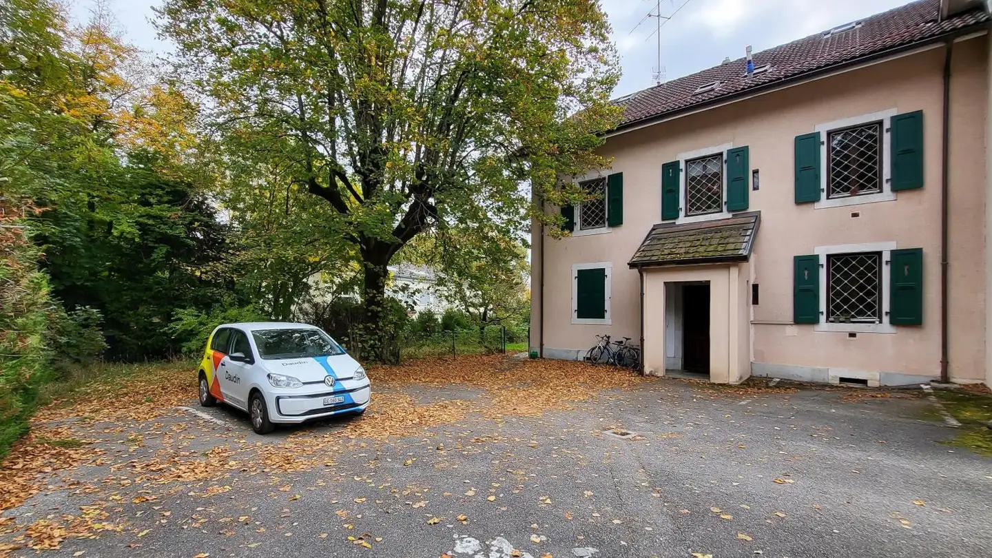 Parkplatz im Freien mieten - Route Du Grand-Lancy 127, 1213 Onex