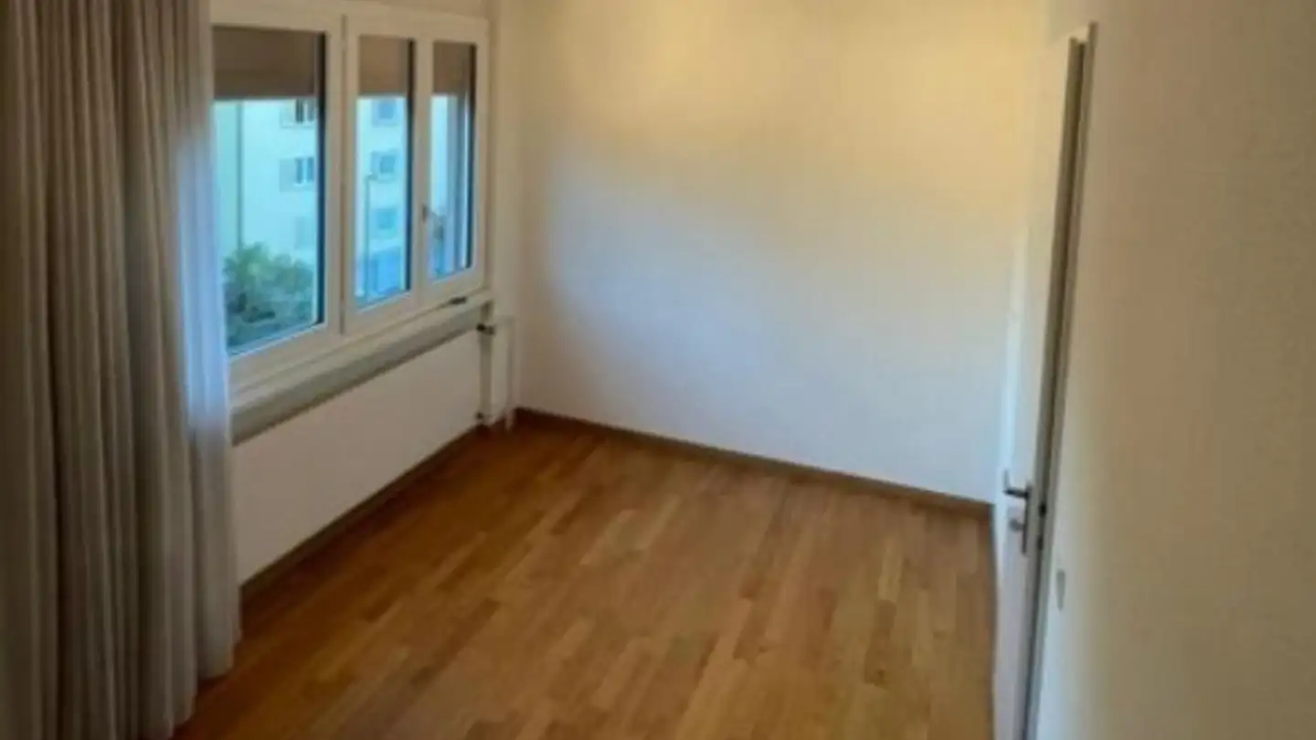 Zimmer mieten - Zypressenstrasse 19, 8408 Winterthur