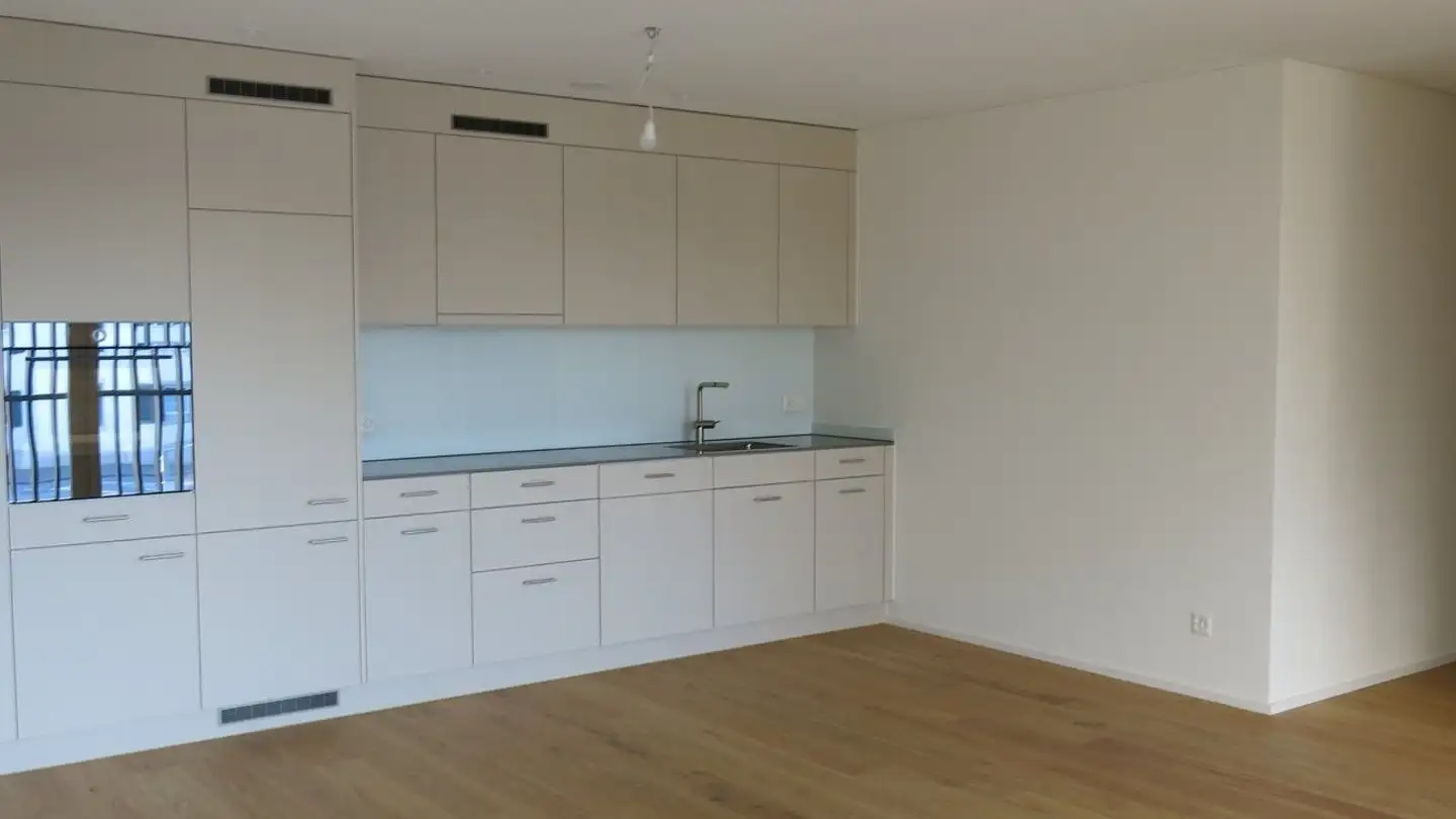 Wohnung mieten - Zürichstrasse 52, 8606 Nänikon - Foto 2