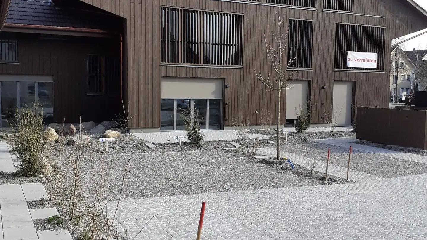 Wohnung mieten - Zürichstrasse 52, 8606 Nänikon