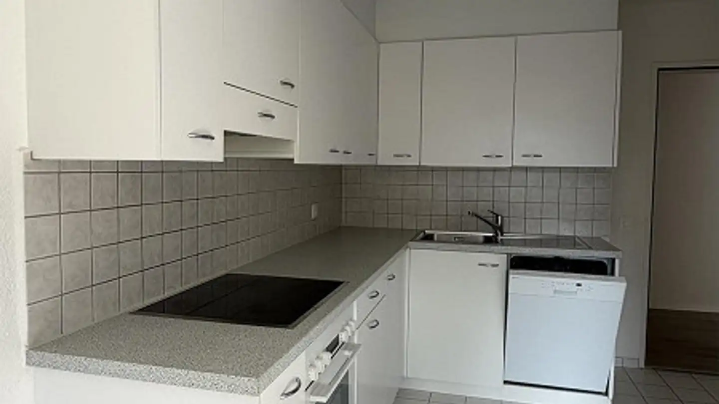 Wohnung mieten - Nauenstrasse 30, 8632 Tann - Foto 2