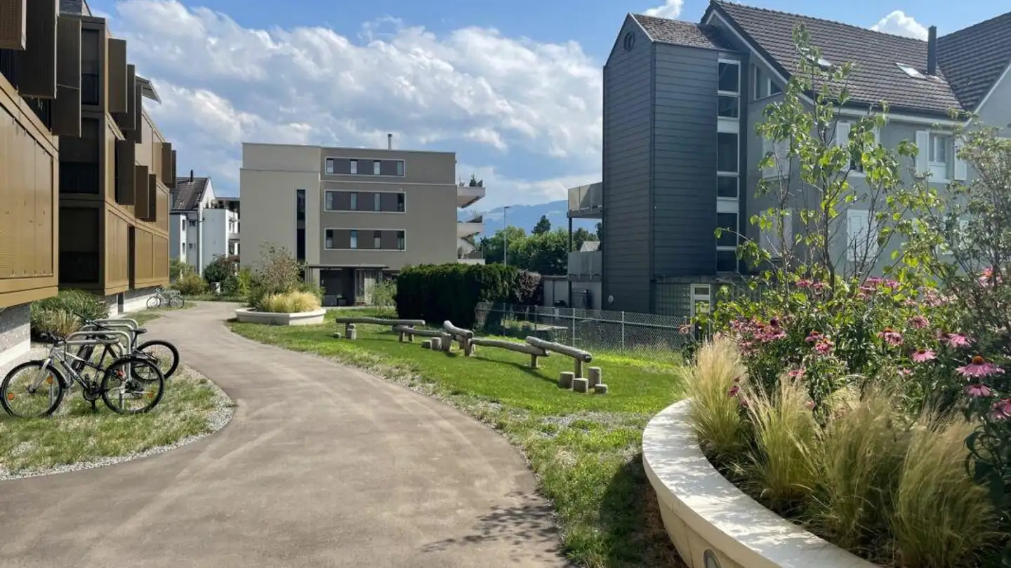 Wohnung mieten - Zürcherstrasse 118, 8645 Jona - Foto 2