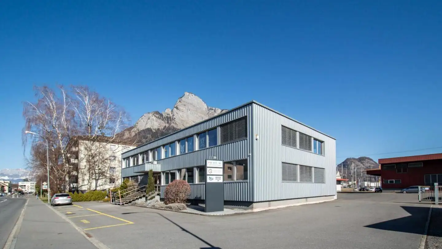 Office space for rent - Ragazerstrasse 25, 7320 Sargans