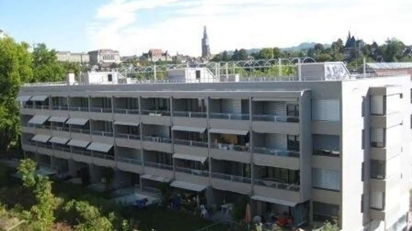 Place de parking extérieure à louer - Sandrainstrasse 2, 3007 Bern