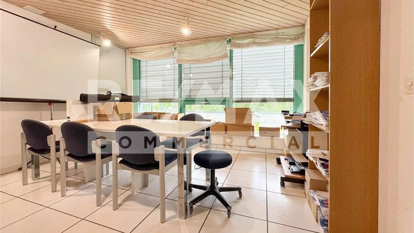 Bürofläche kaufen - Seewenweg 5, 4153 Reinach BL - Foto 2
