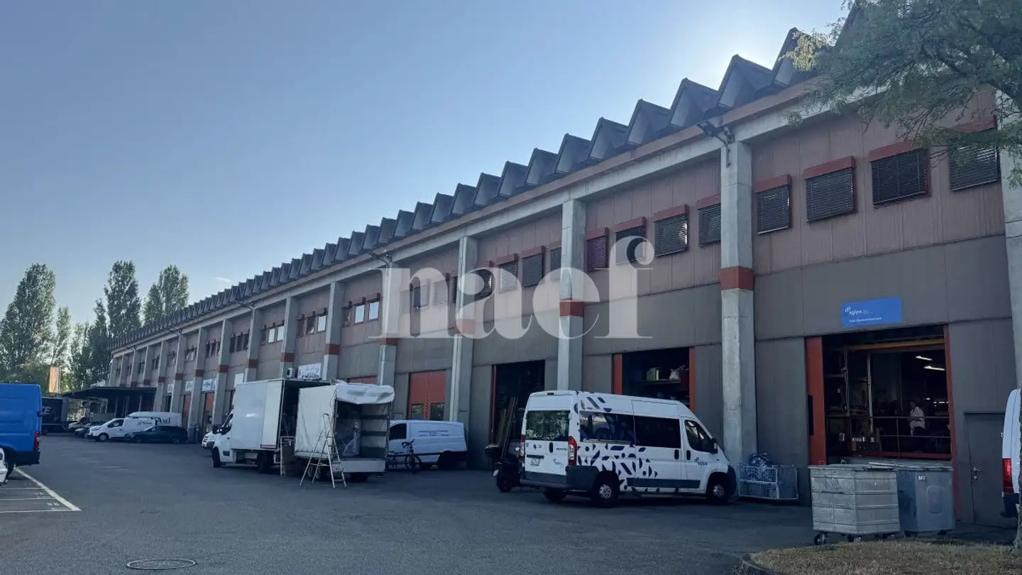 Spazio di archiviazione in affitto - Route du Nant-d'Avril 107, 1242 Satigny - Photo 2