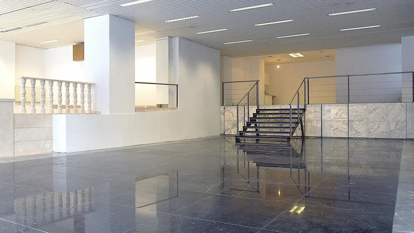 Commercial for rent - Thurgauerstrasse 39, 8050 Zürich - Photo 3