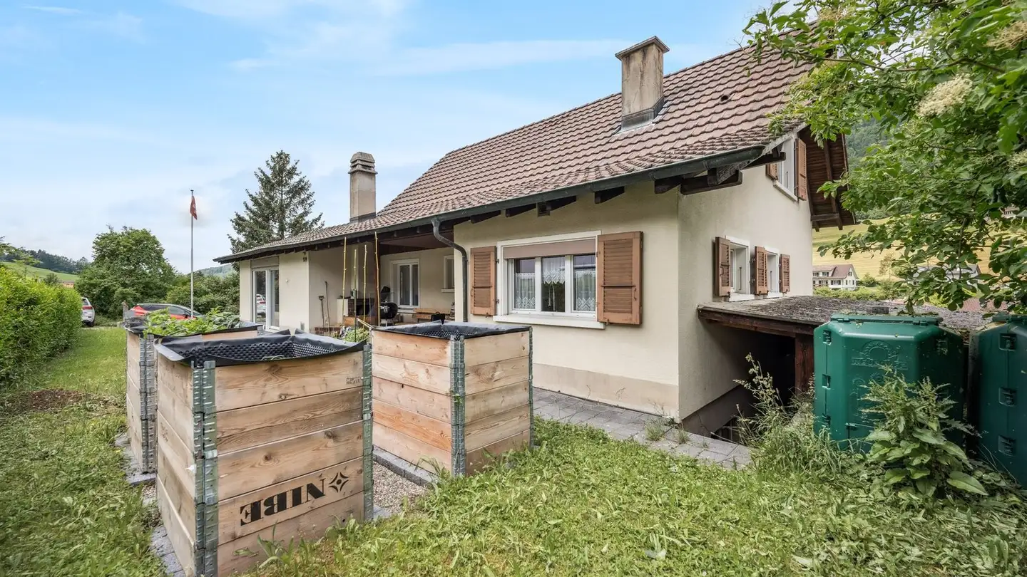 Single house for sale - 4718 Holderbank SO - Photo 2