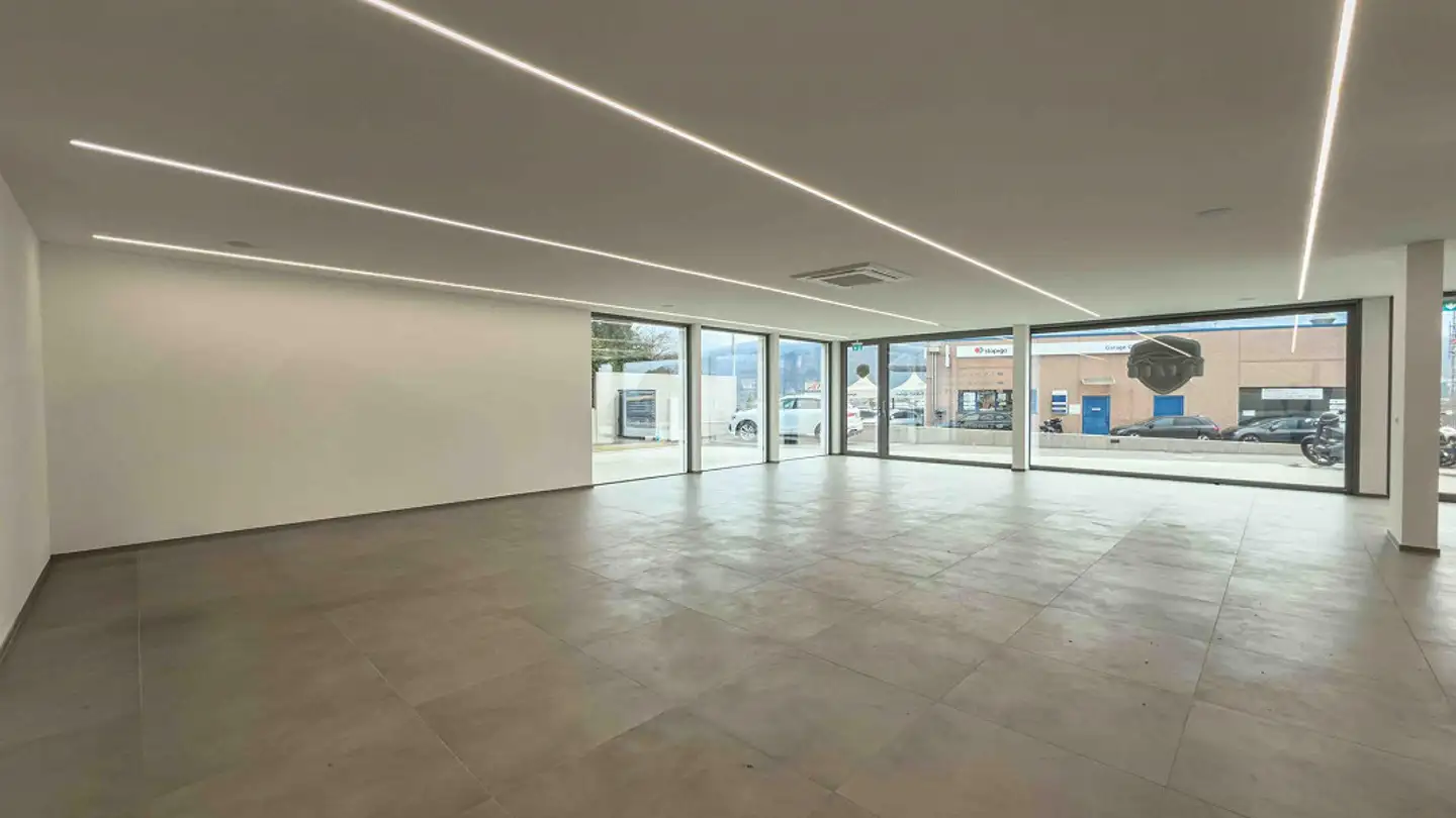 Shop for rent - Via Grumo, 6929 Gravesano