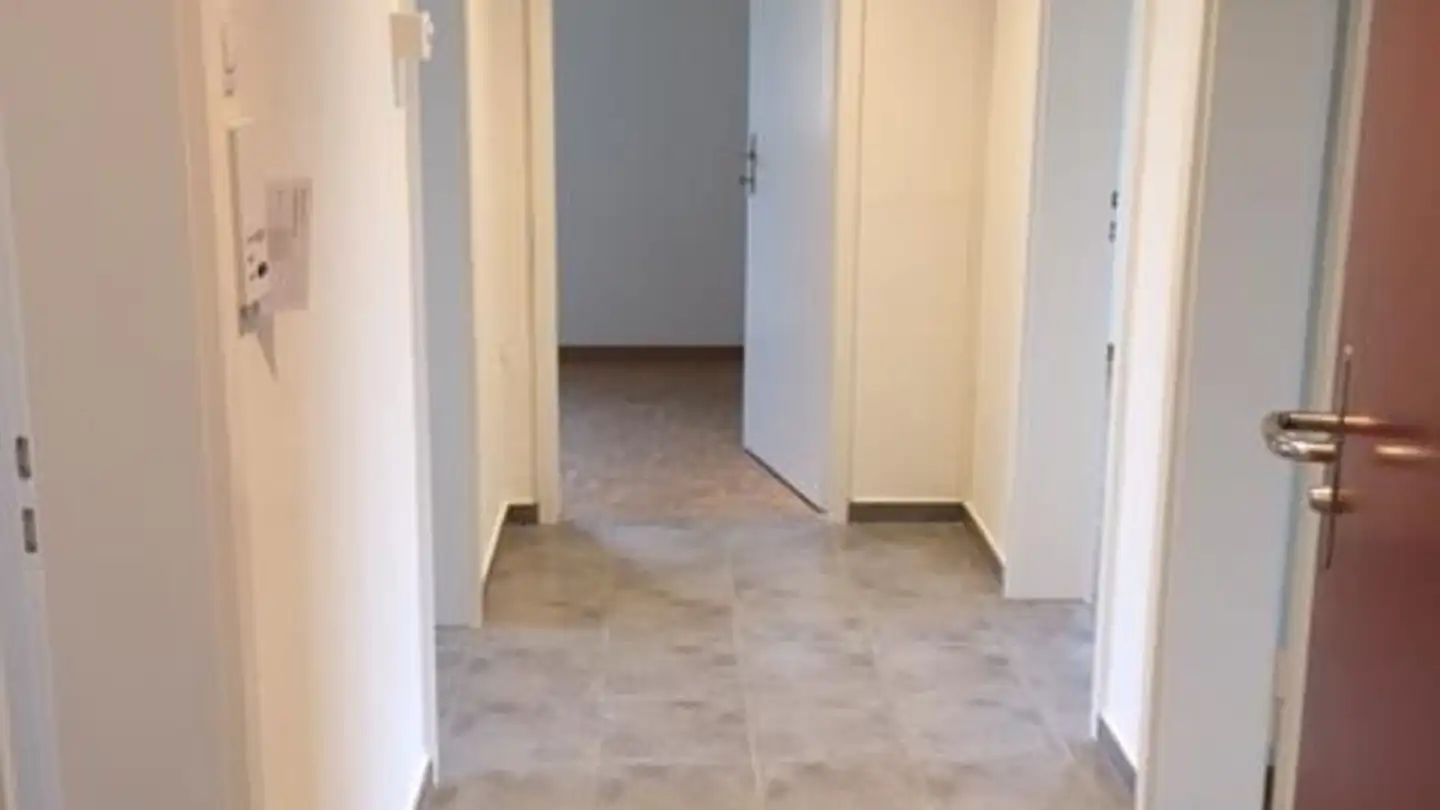 Wohnung mieten - Zehntenstrasse 8, 4133 Pratteln - Foto 2