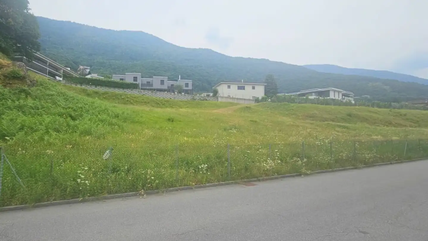 Terrain constructible à vendre - 6592 S. Antonino