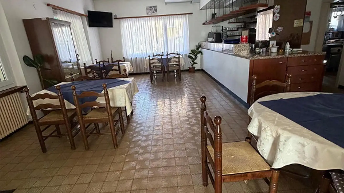 Restaurant for rent - Via Daro 6, 6500 Bellinzona - Photo 3
