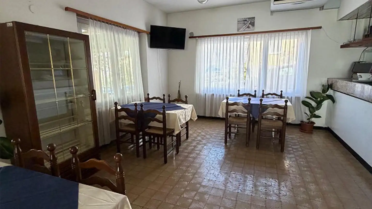 Restaurant for rent - Via Daro 6, 6500 Bellinzona - Photo 4