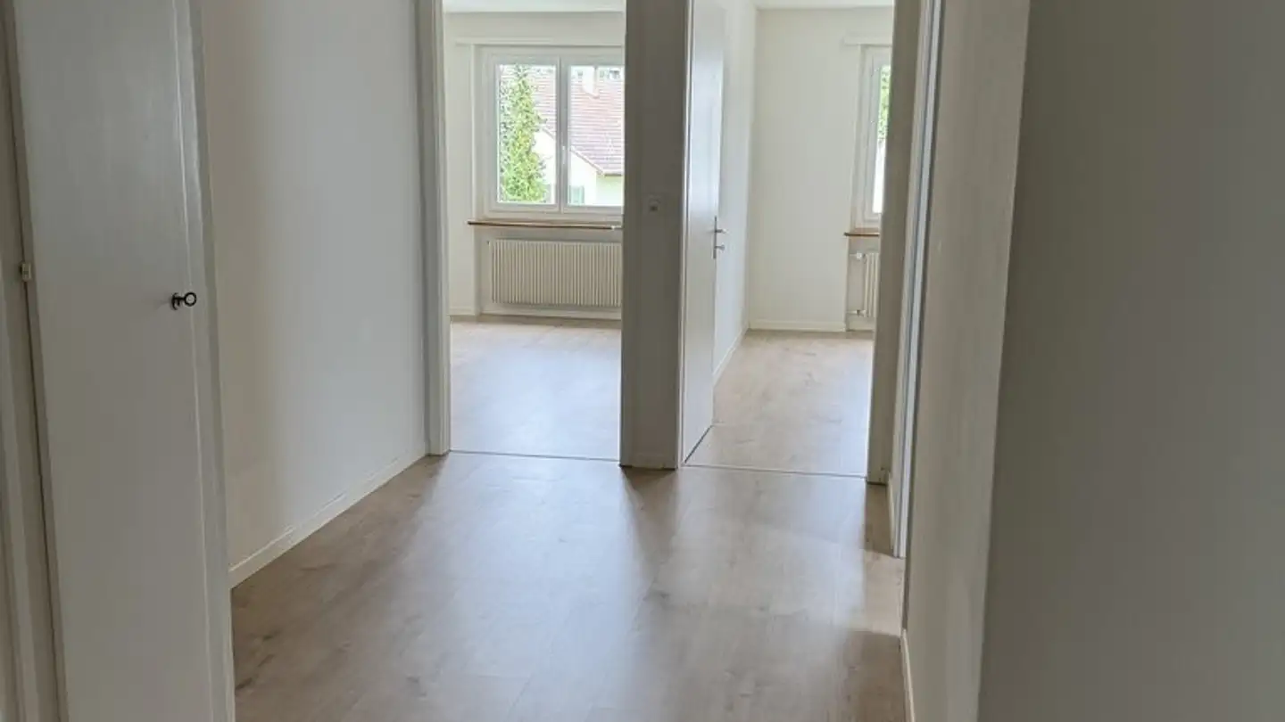 Apartment for rent - Chemin Emile-Ganguillet / Emile-Ganguillet-Weg 20, 2503 Biel/Bienne - Photo 2