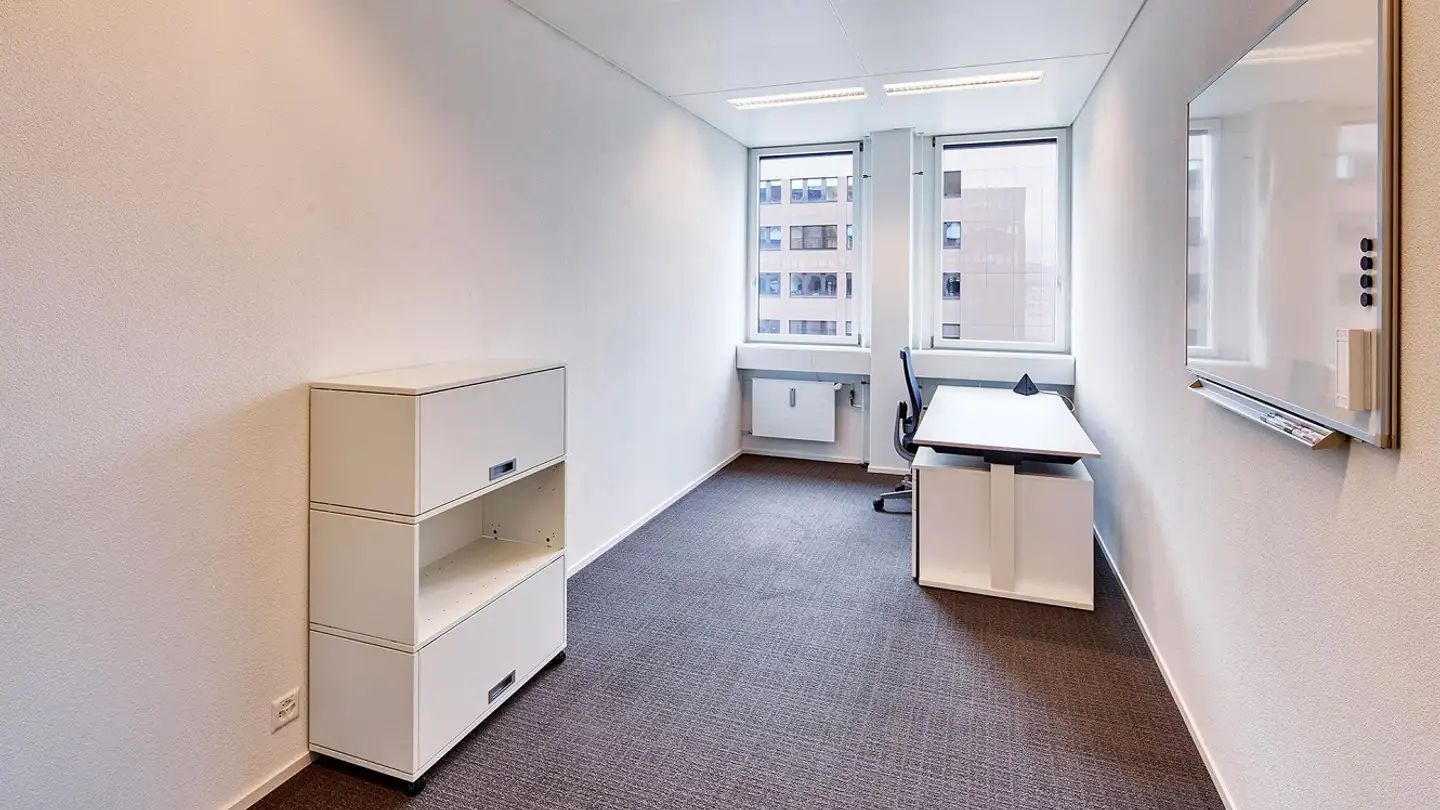 Office space for rent - Hinterbergstrasse 16, 6312 Steinhausen
