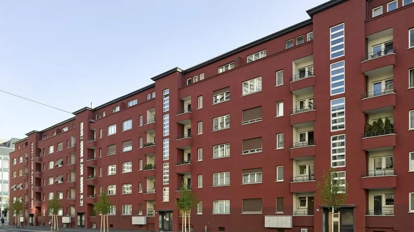 Überdachter Motorradparkplatz mieten - Tellstrasse 32, 8004 Zürich