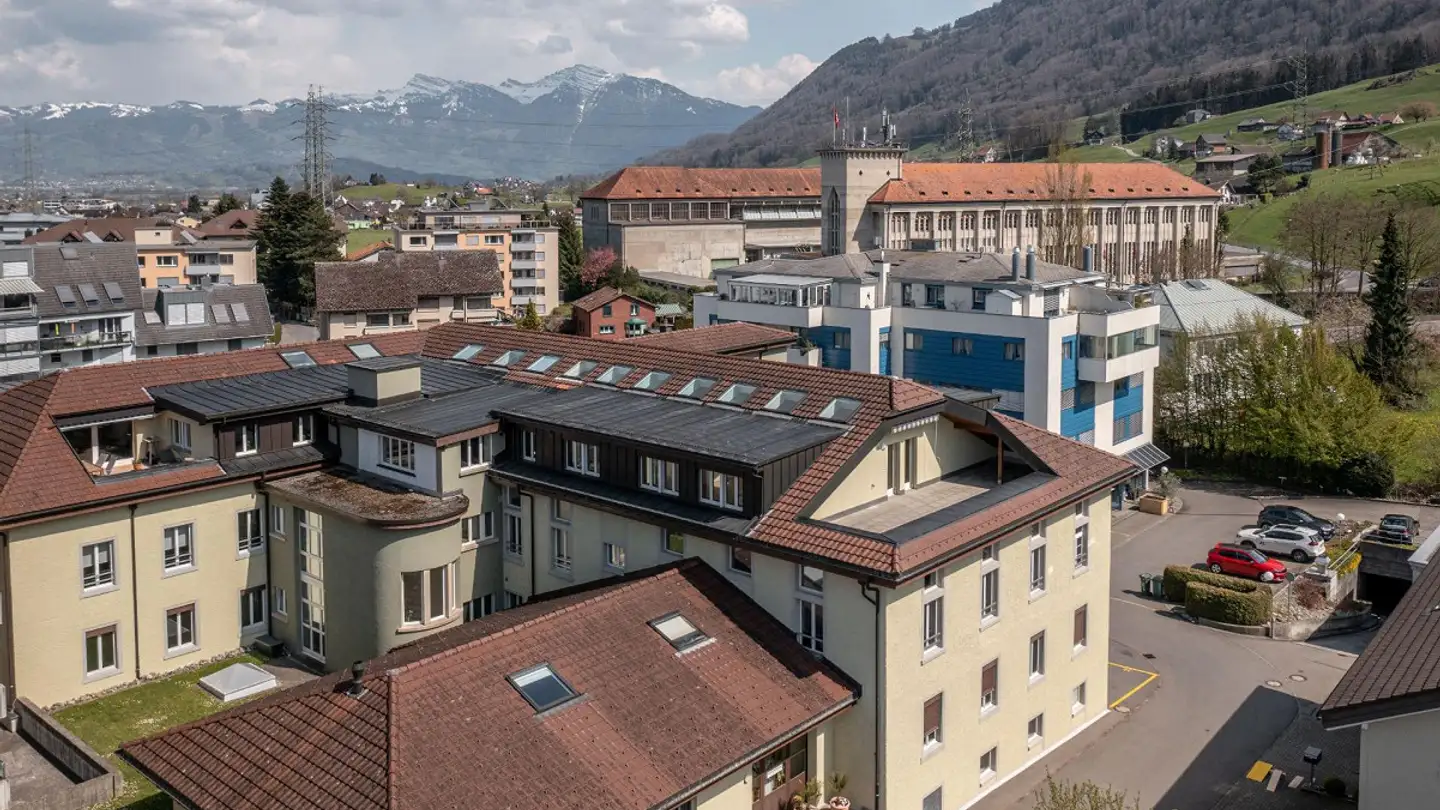Attique à louer - Wägitalstrasse 22, 8854 Siebnen