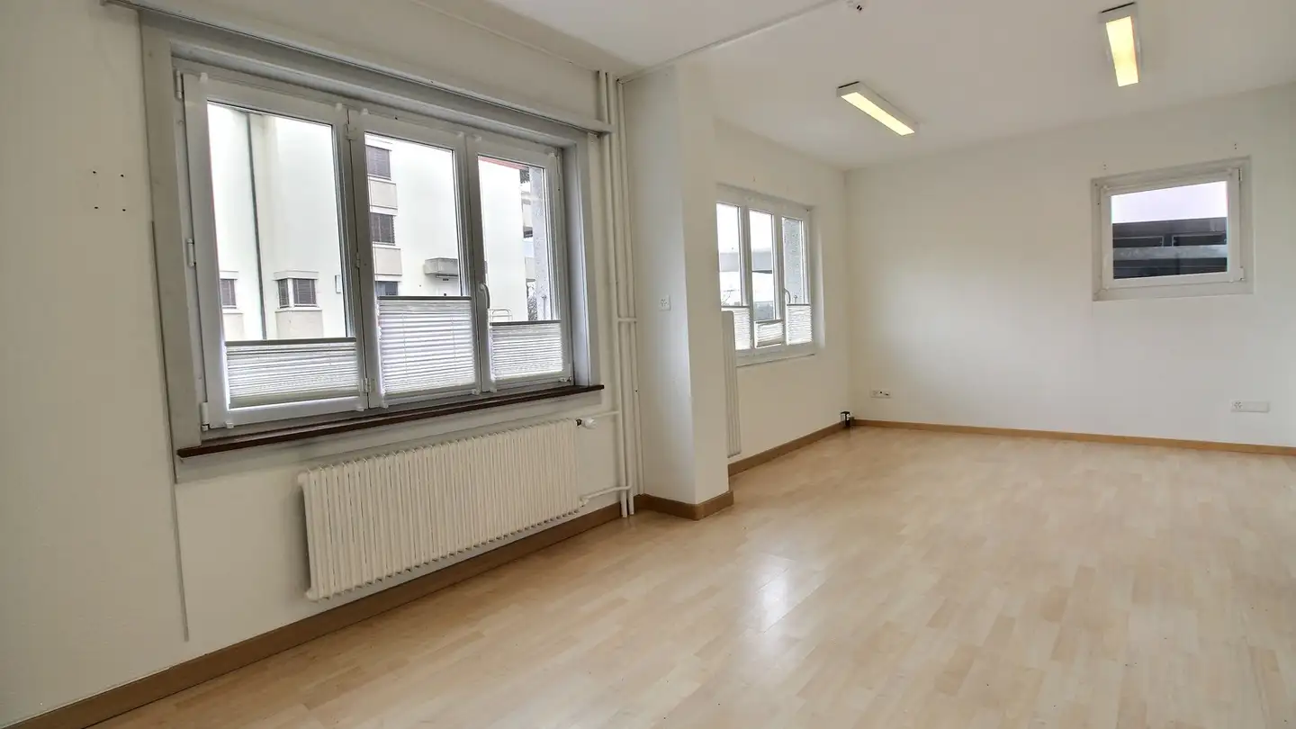 Bureau à louer - Route de l'Epinay 2, 1762 Givisiez - Photo 3