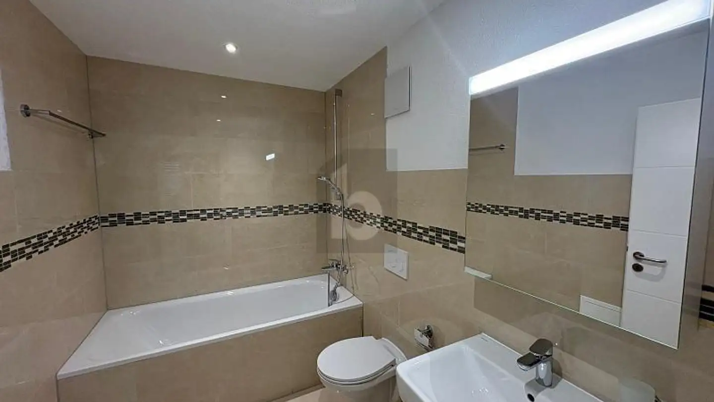 Appartamento in affitto - 8215 Hallau - Photo 4