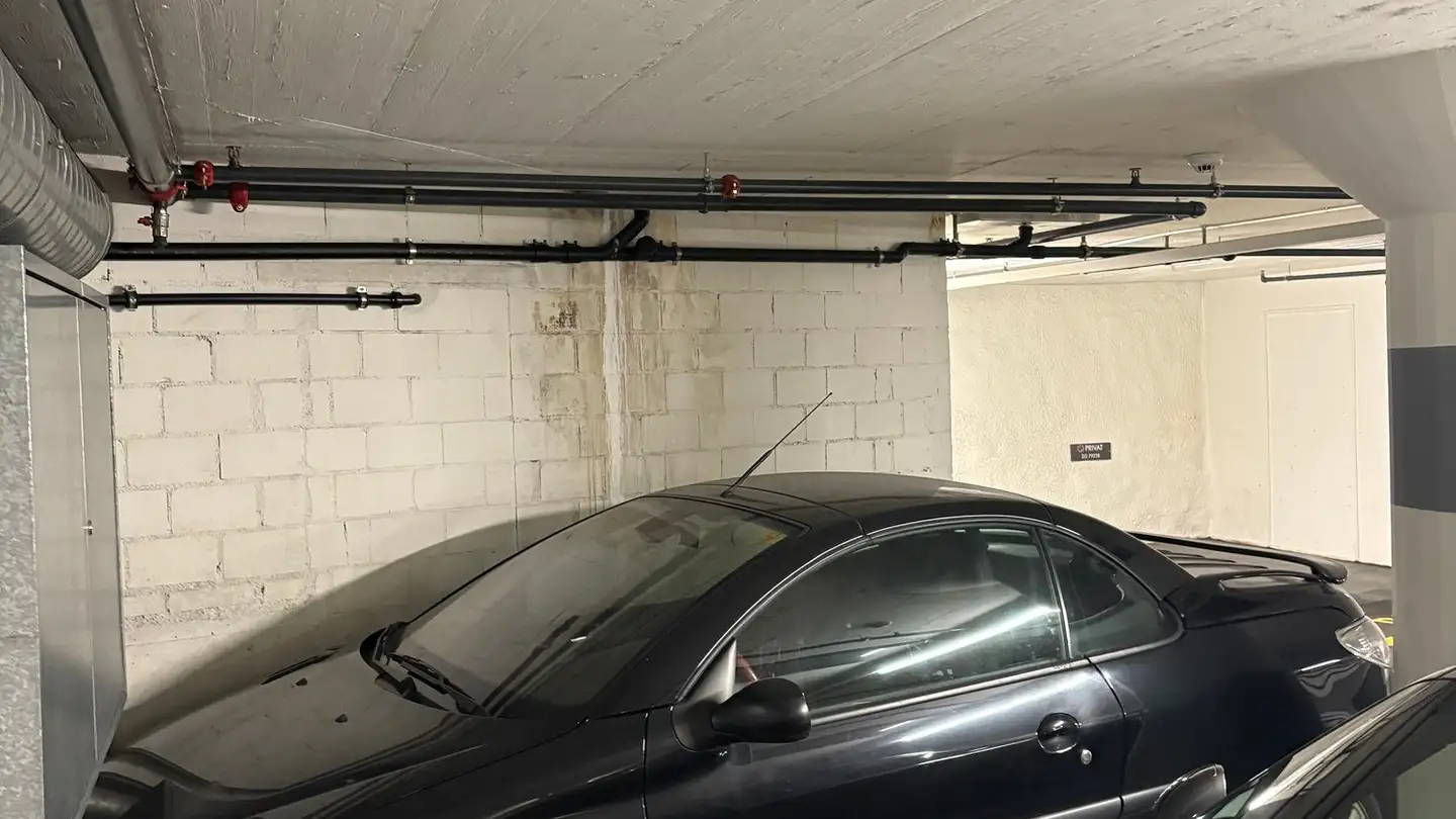 Parcheggio interno per moto in affitto - Vorstadt 6, 6300 Zug - Foto 3
