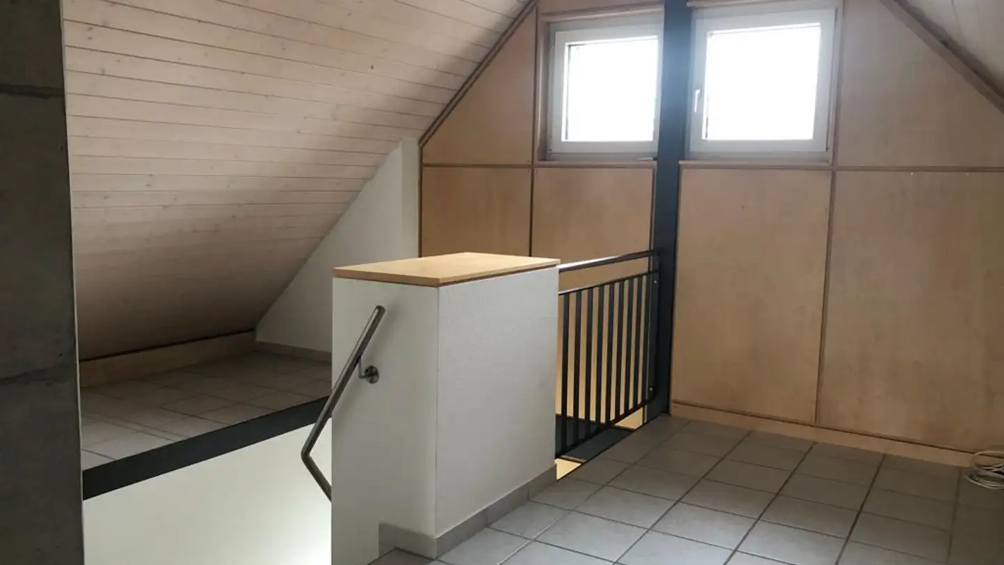 Attique à louer - Rosenmattstrasse 32, 4133 Pratteln - Photo 4