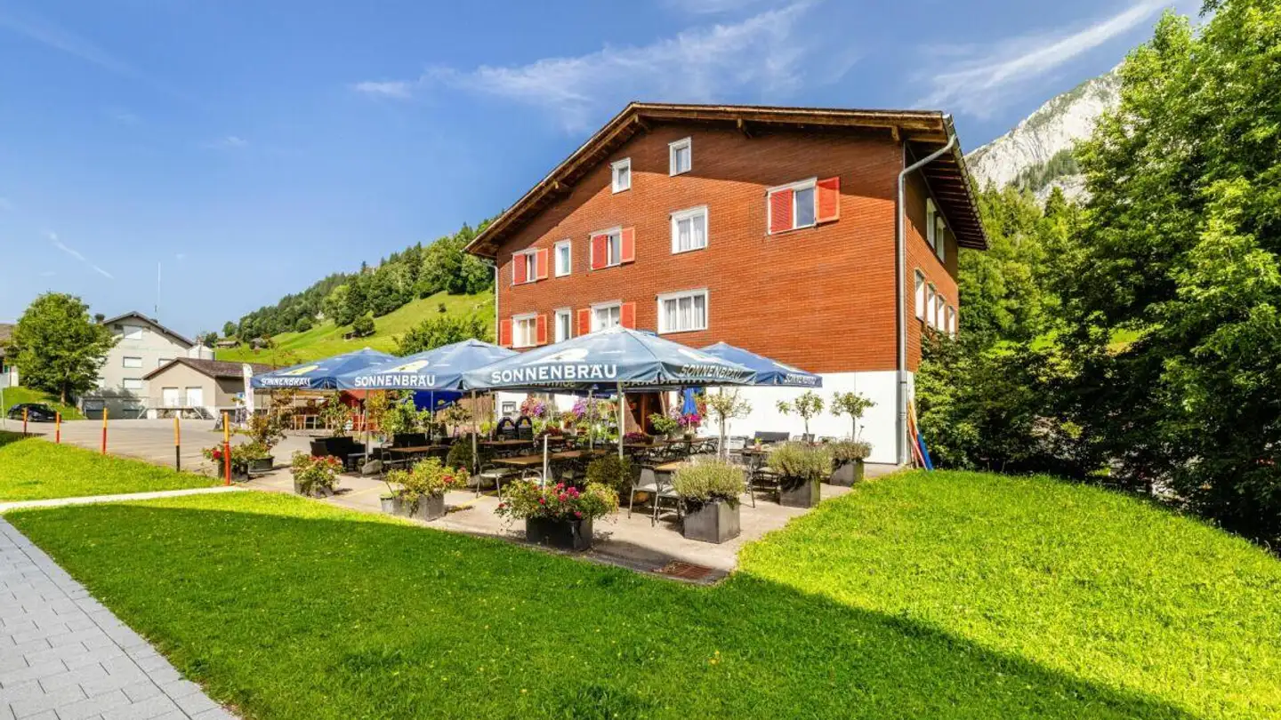 Mischgenutztes Gebäude kaufen - Hof 7, 9658 Wildhaus