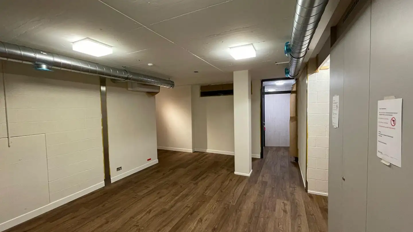 Immeuble mixte à louer - Kantonsstrasse 60, 8864 Reichenburg - Photo 3