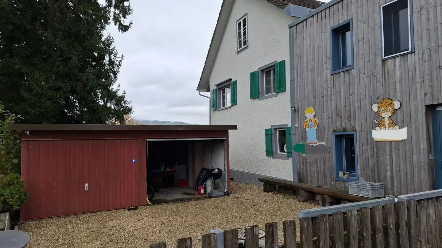 Casa bifamiliare in affitto - Obere Schwandenstrasse 16, 8833 Samstagern - Photo 2