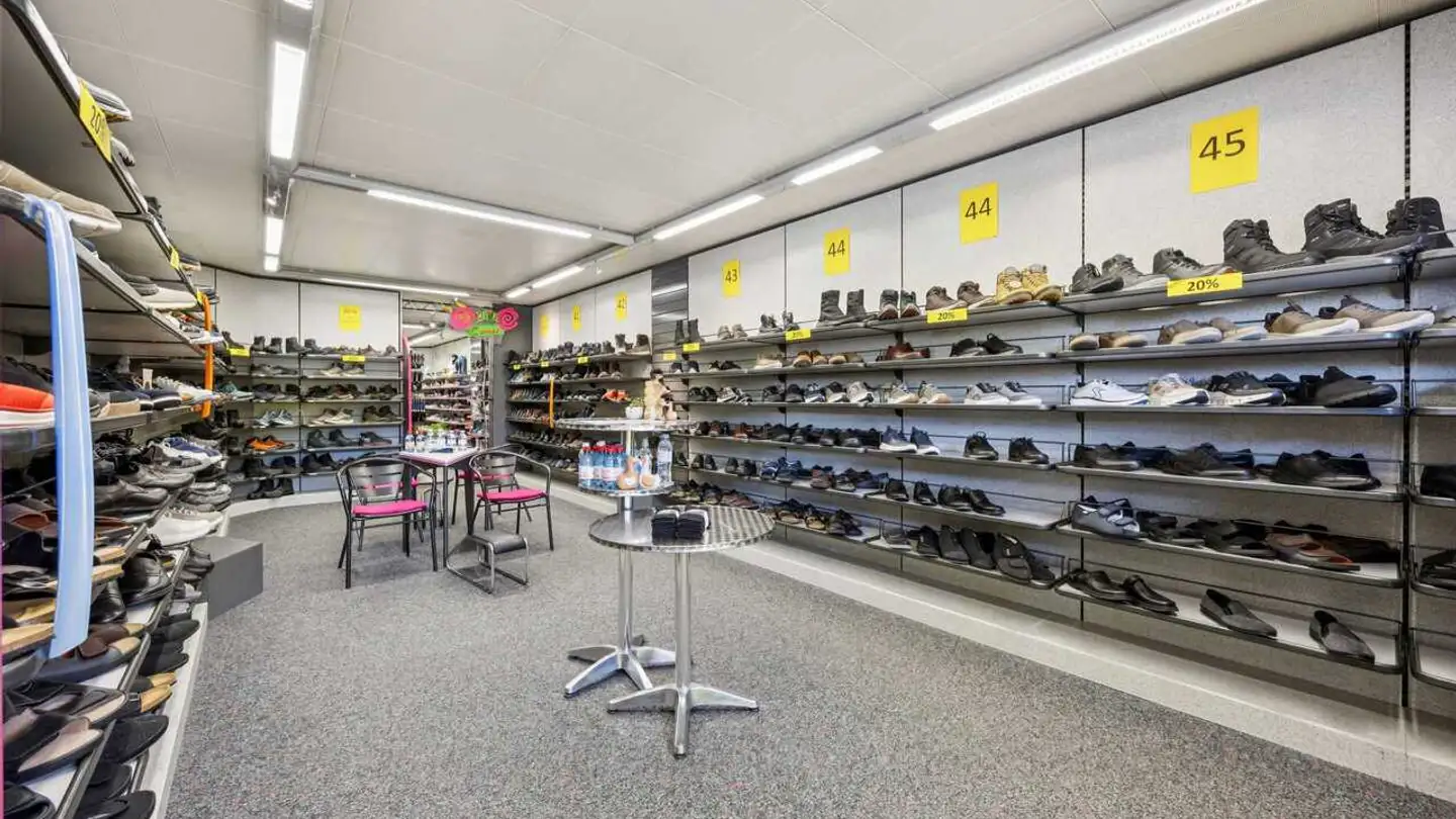 Mixed-use building for sale - Baumgartenweg 2, 5036 Oberentfelden - Photo 3