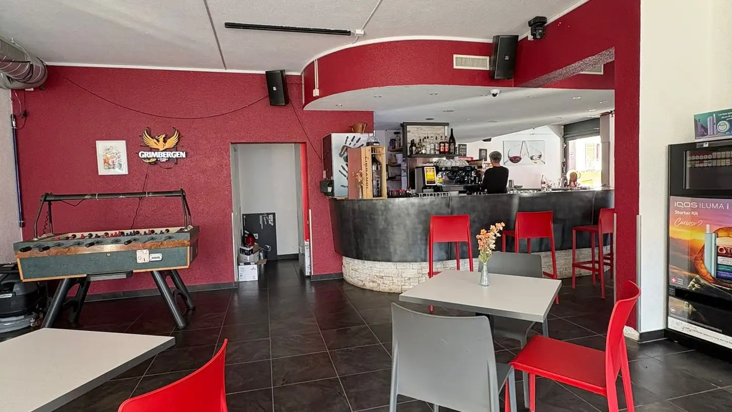 Residential building for sale - 6718 Olivone