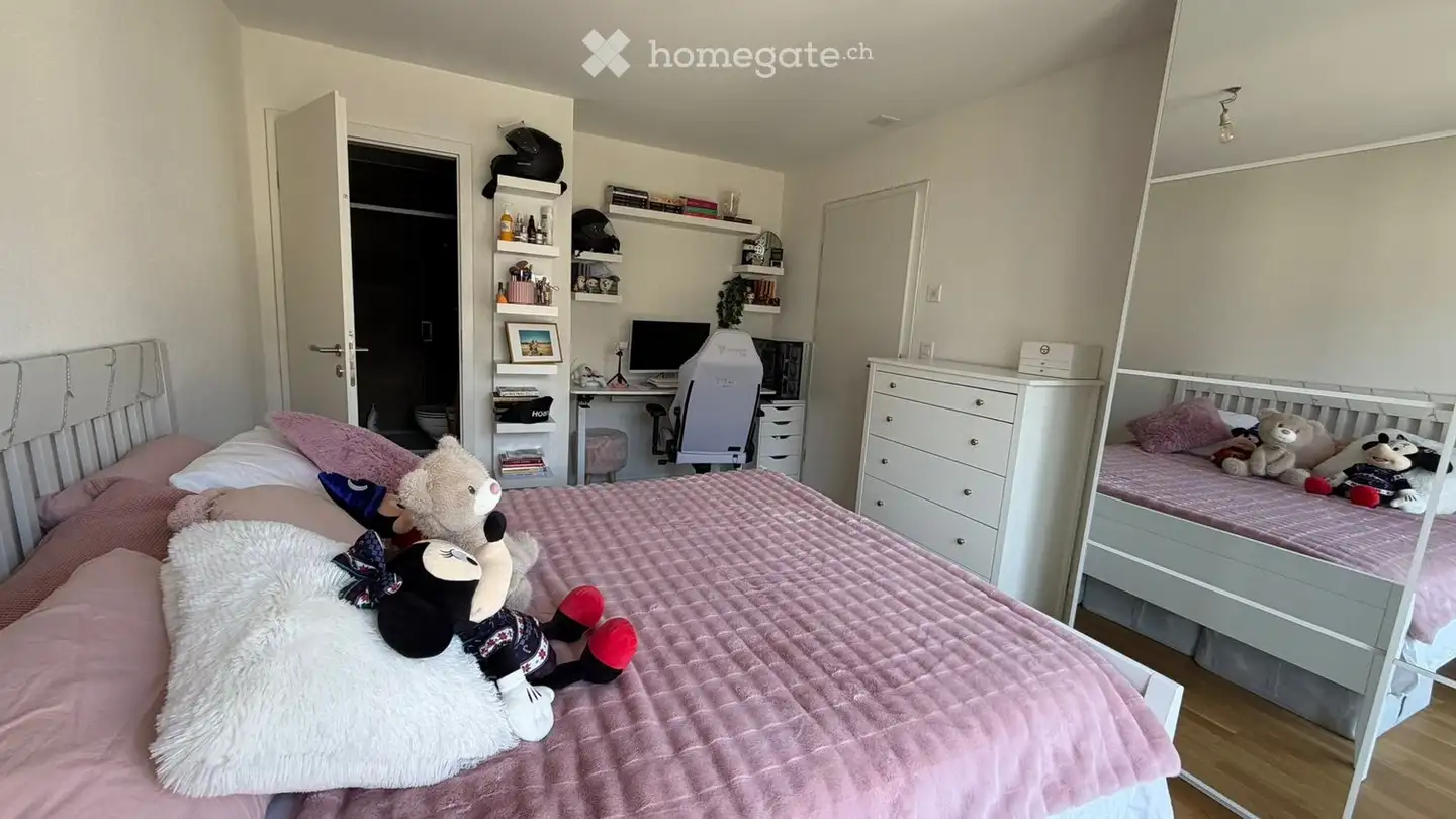 Apartment for rent - 1912 Leytron