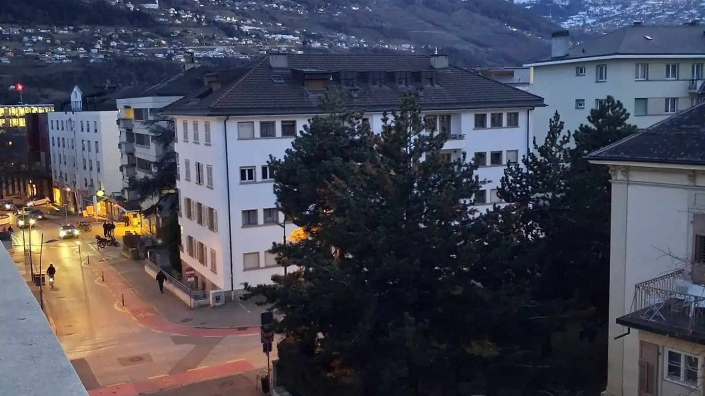 Apartment for rent - Rue Du Pré-Fleuri, 1950 Sion - Photo 2