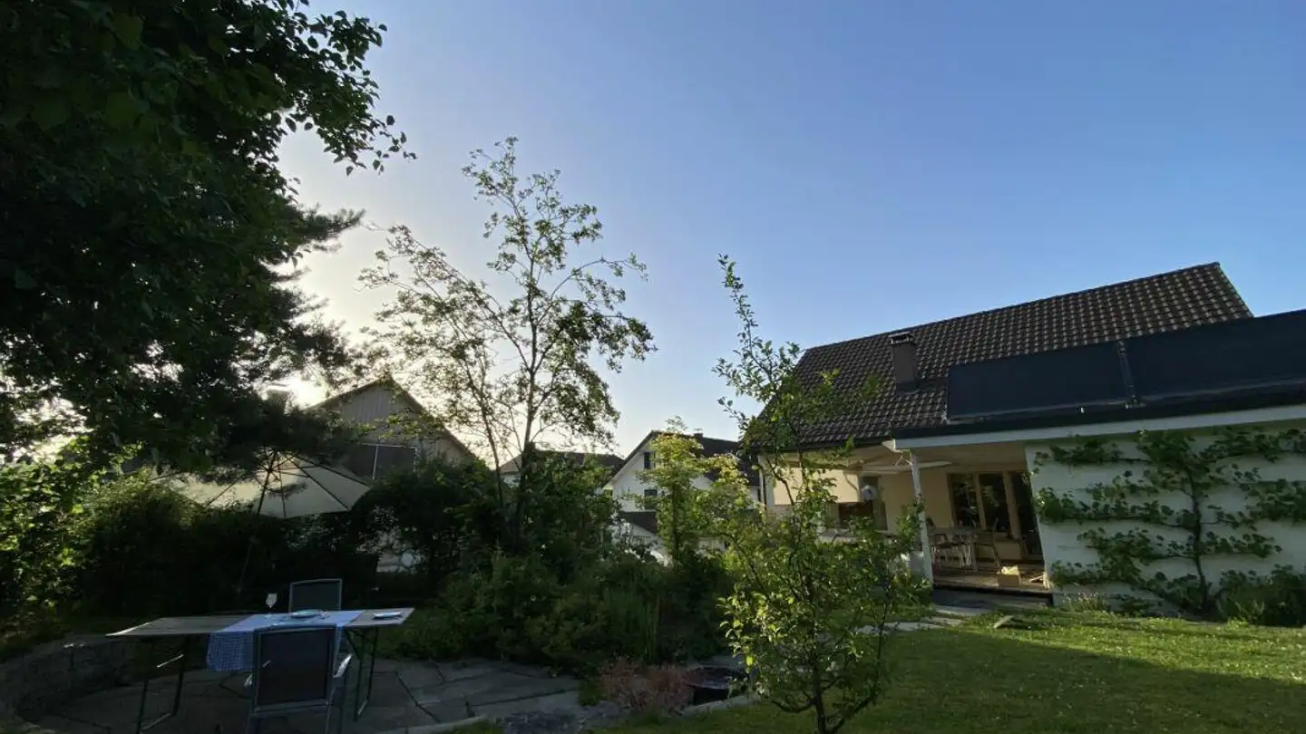 Single house for rent - Zelgwiesstrasse 18, 8608 Bubikon