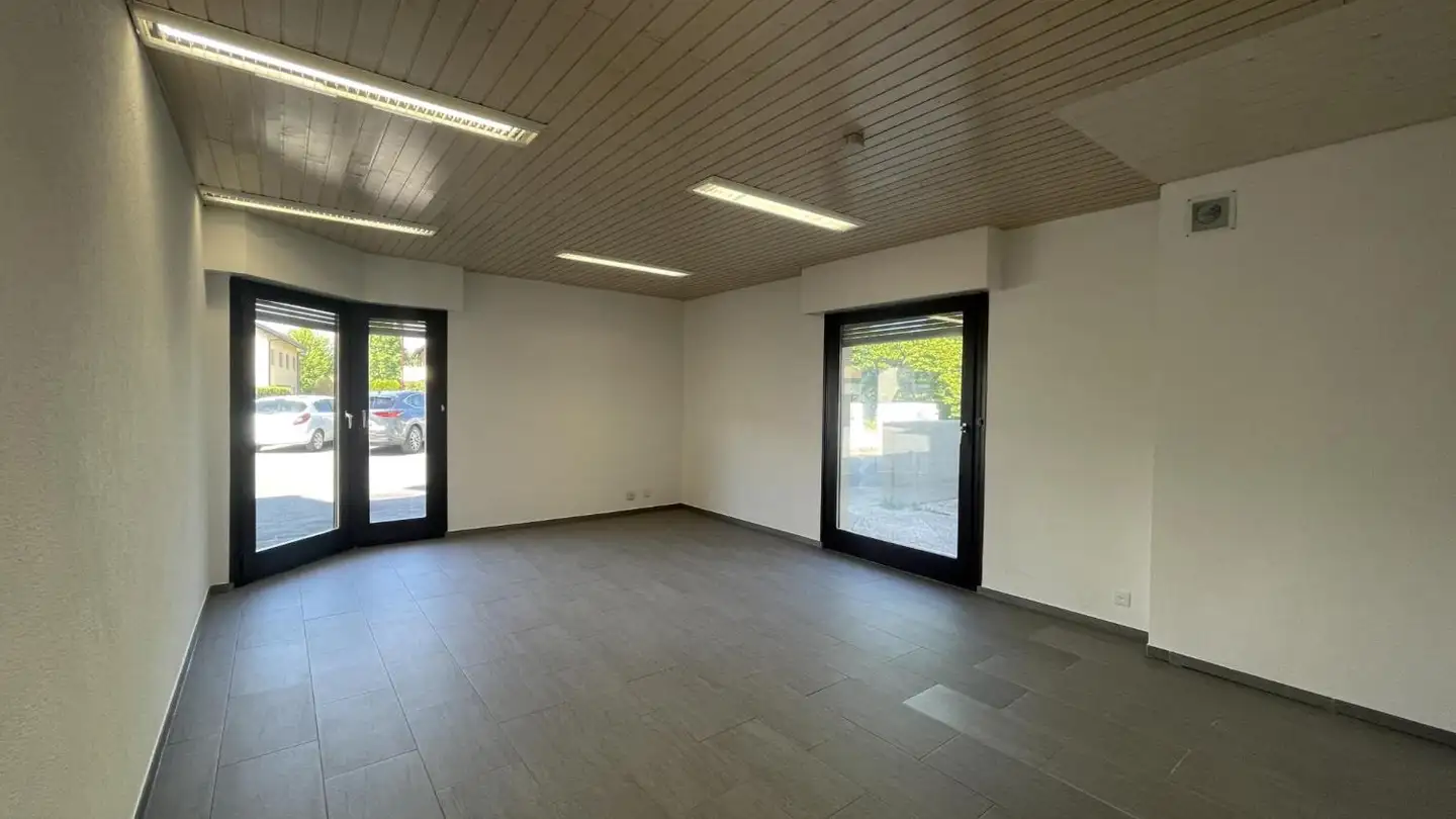 Office space for rent - Chemin Des Pralies 6, 1279 Bogis-Bossey - Photo 2