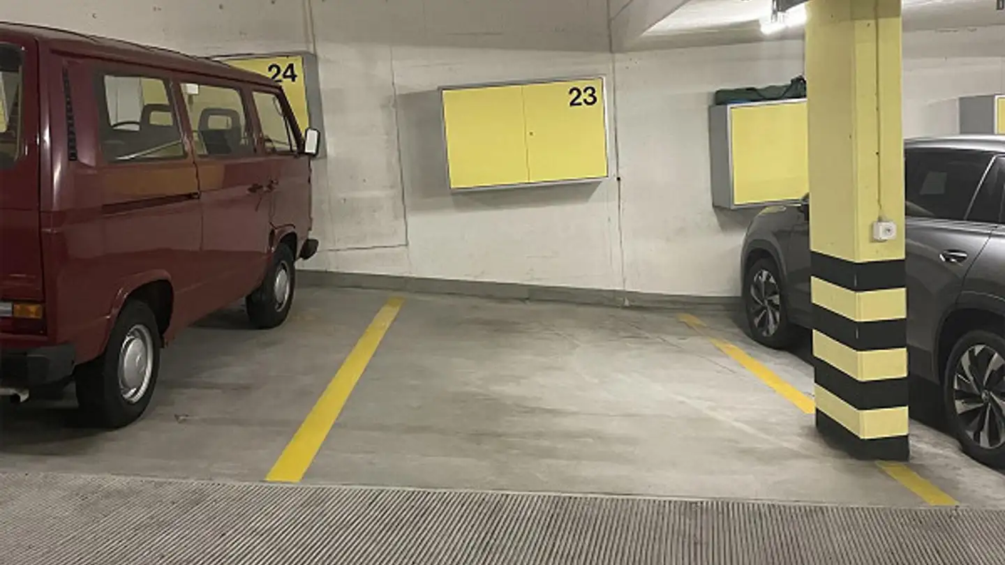 Tiefgaragenstellplatz mieten - Salachstrasse 4, 6045 Meggen