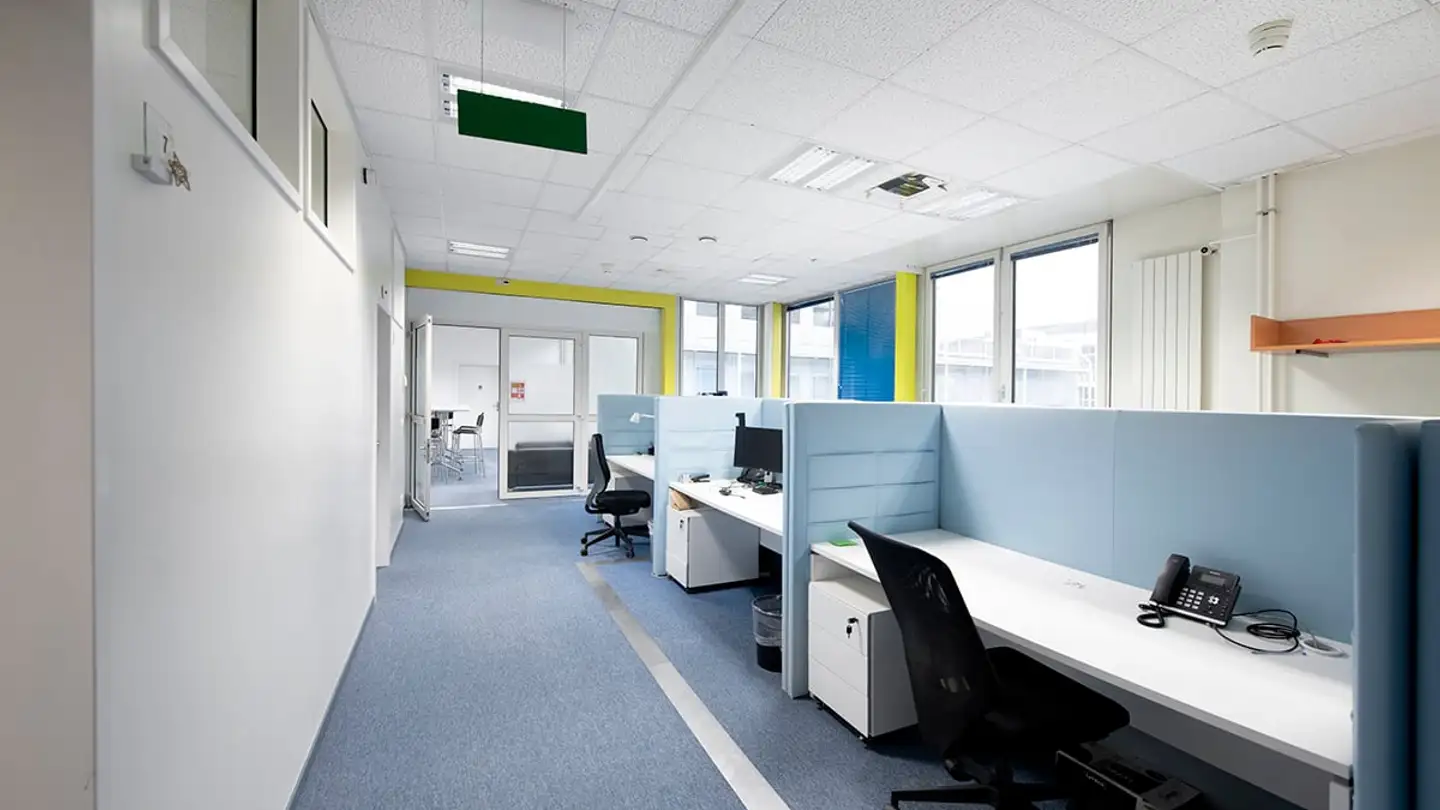 Bureau à louer - Chemin Des Aulx 12, 1228 Plan-les-Ouates