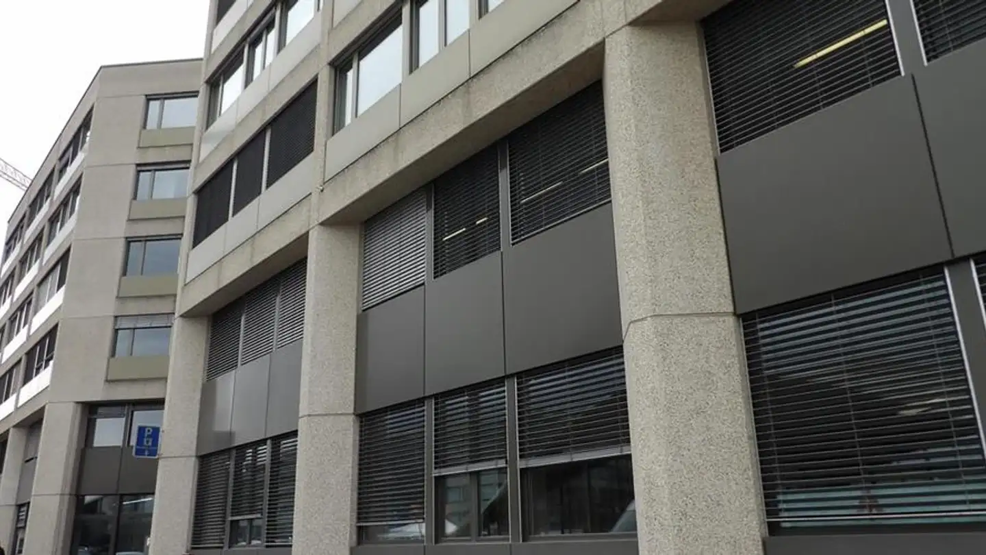 Mixed-use building for rent - Route Des Acacias 45b, 1227 Les Acacias - Photo 4