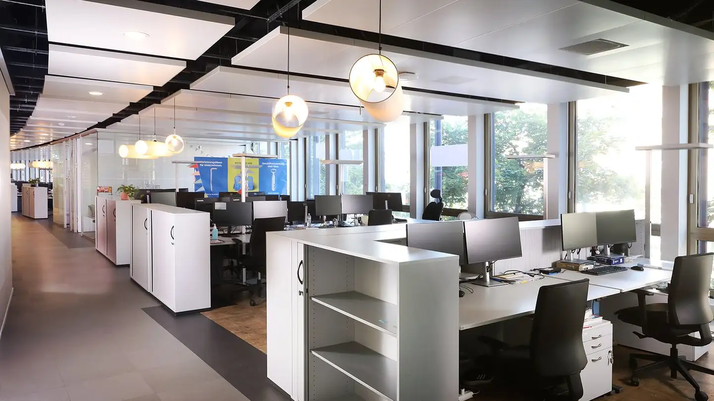 Office space for rent - Manessestrasse 85, 8045 Zürich