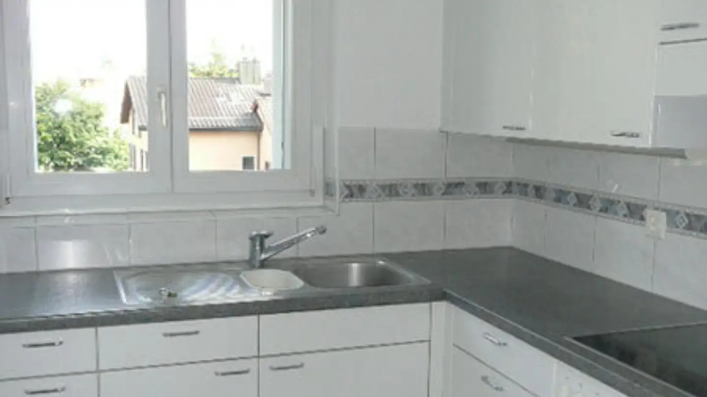 Appartement à louer - Neunbrunnenstrasse 232, 8046 Zürich - Photo 2