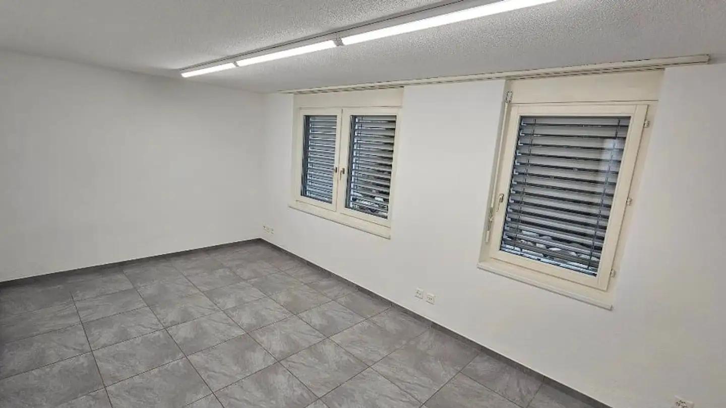 Arztpraxis mieten - Bernstrasse 12, 3250 Lyss - Foto 2
