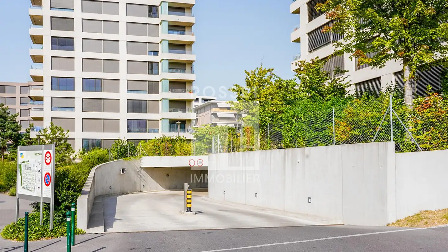 Outdoor parking space for rent - Chemin Du Pré-De-La-Raisse, 1228 Plan-les-Ouates