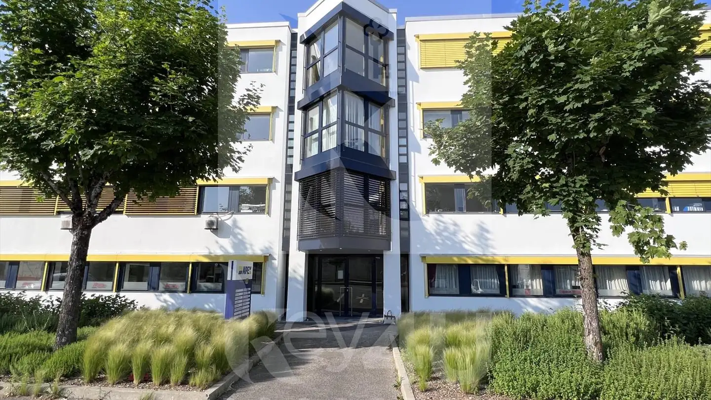 Bürofläche mieten - Route Des Avouillons 16, 1196 Gland