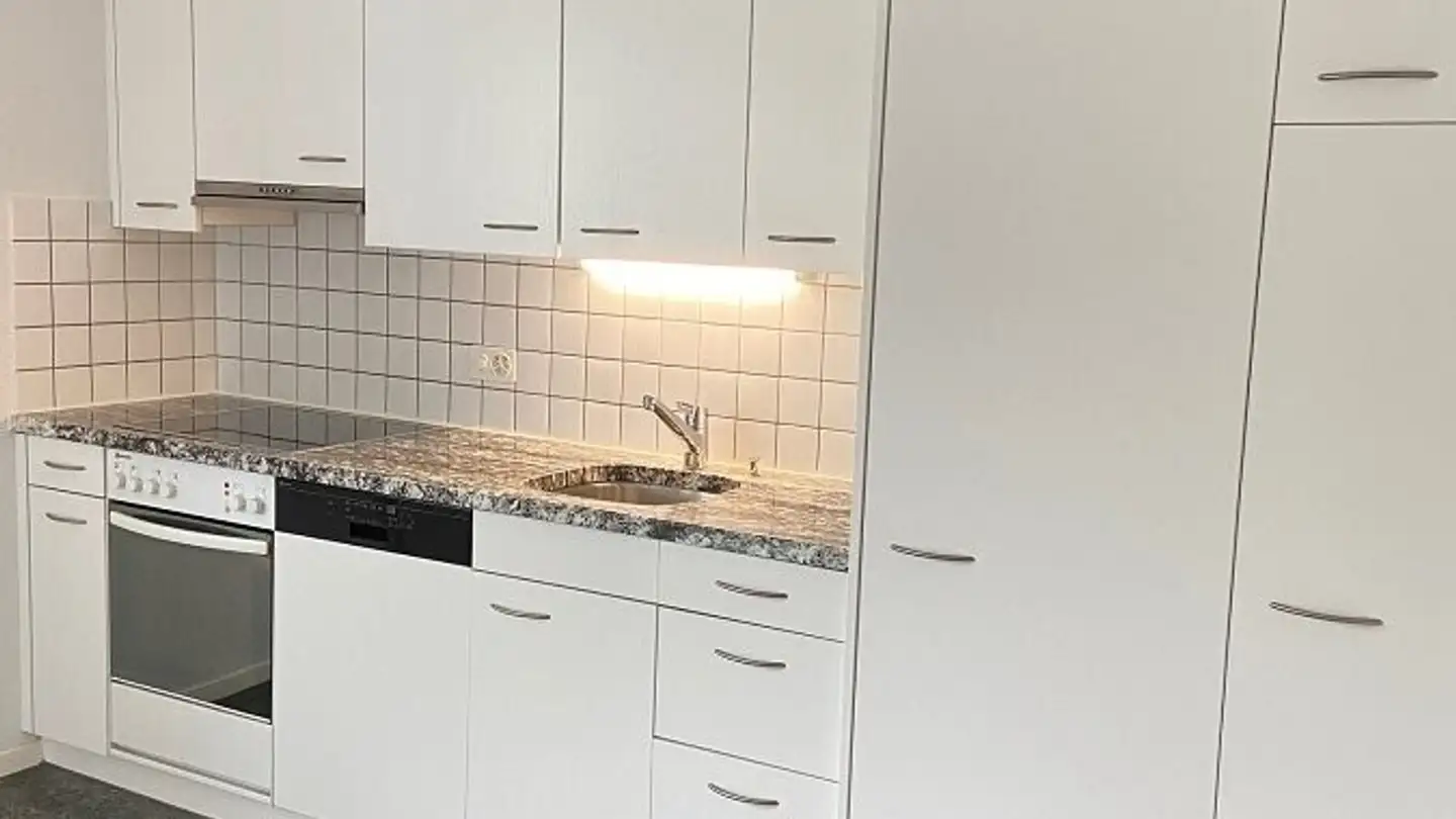 Apartment for rent - Neufeldweg, 3252 Worben - Photo 2