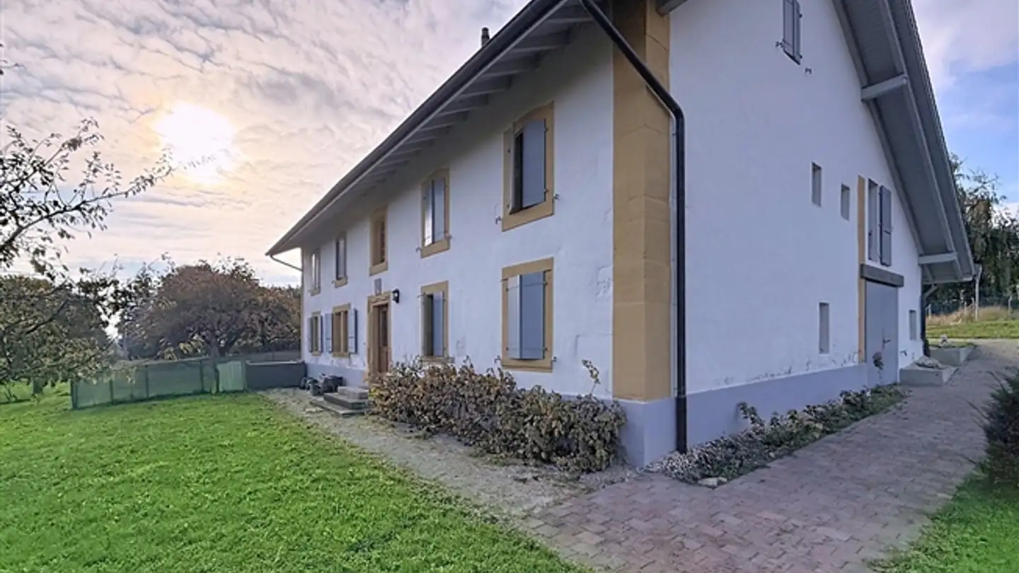 Single house for rent - Route De La Côte 27, 1566 St-Aubin FR