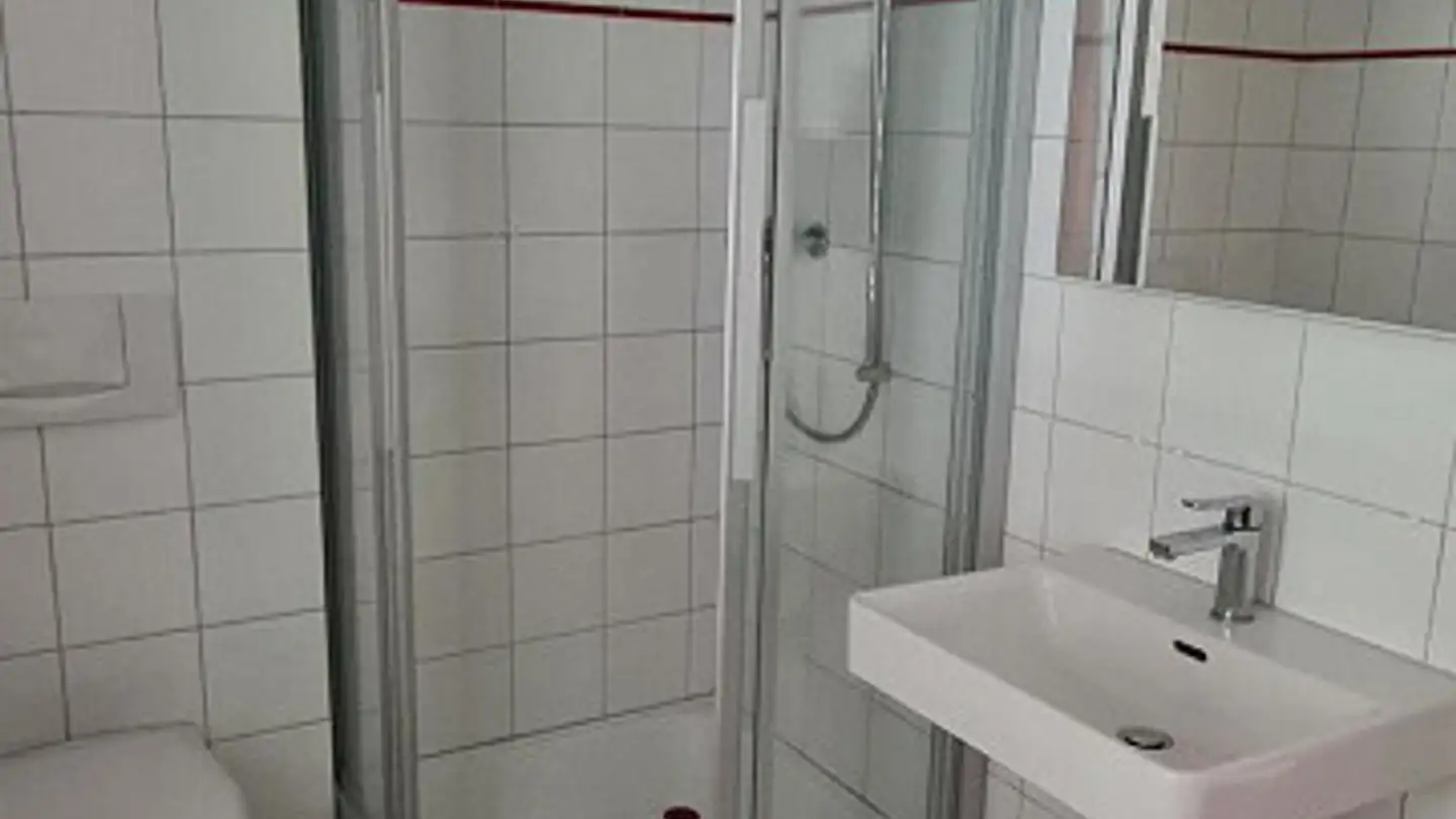 Casa bifamiliare in affitto - Bankstrasse 7, 8750 Glarus - Photo 4