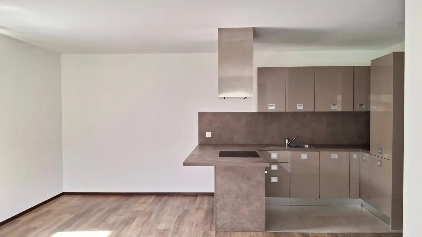 Wohnung mieten - Via Del Tiglio 10f, 6512 Giubiasco - Foto 2