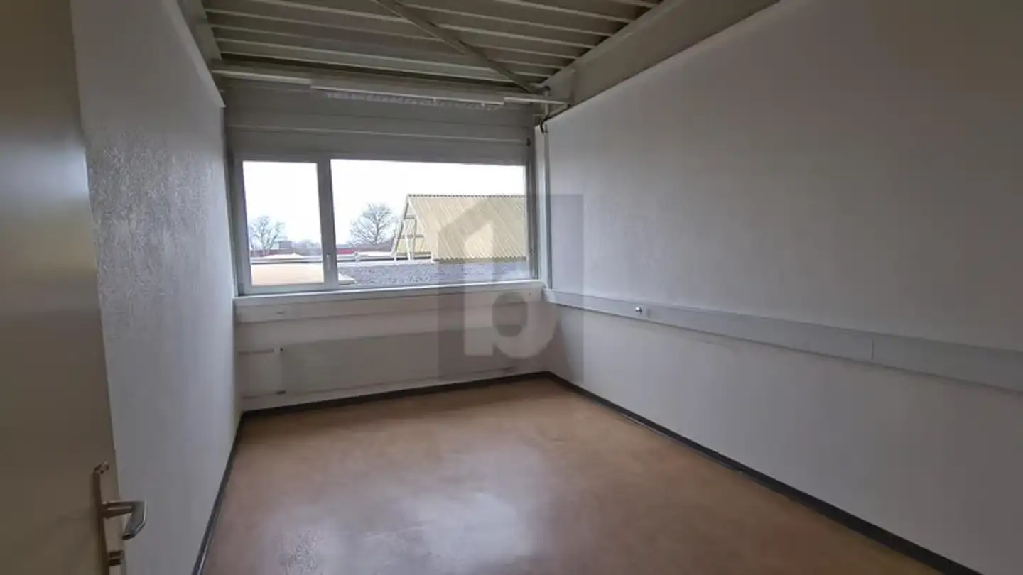 Commercial for rent - 2800 Delémont
