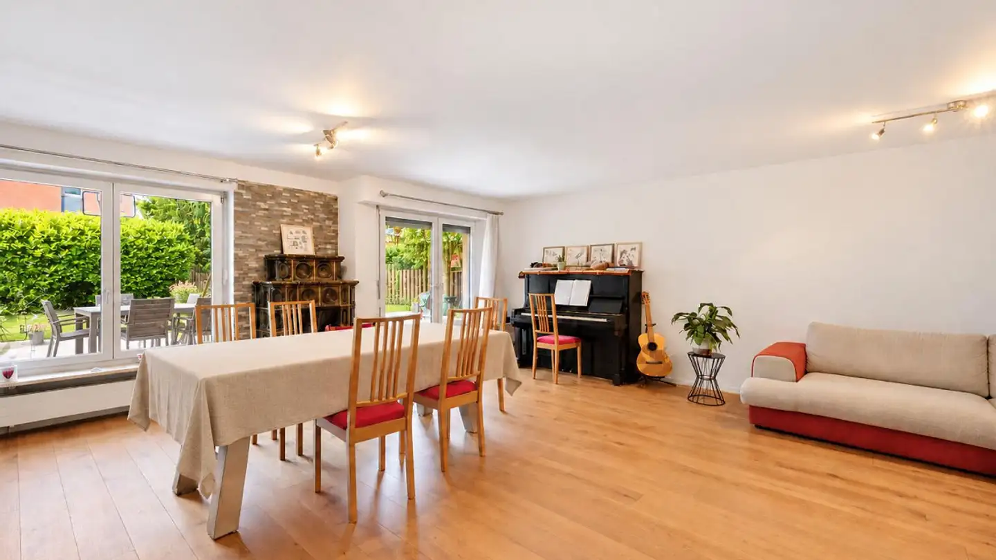 Stepped house for sale - Schalbergstrasse 13, 4153 Reinach BL