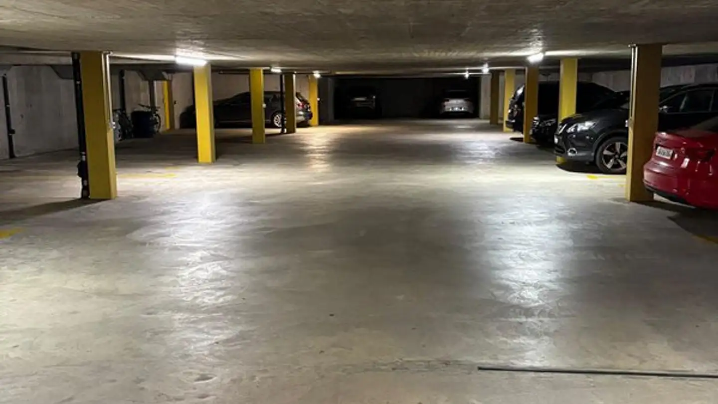 Indoor motorbike parking space for rent - Parkweg 10, 5610 Wohlen AG