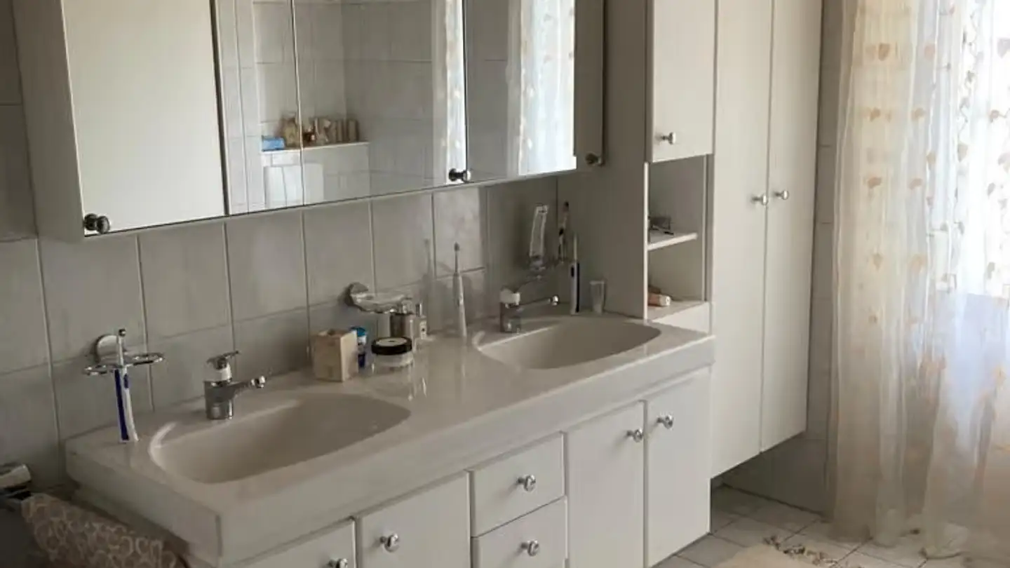 Appartement à louer - Vitznauerweg 3, 6353 Weggis - Photo 4